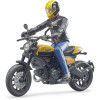 Ducati Scrambler avec conducteur